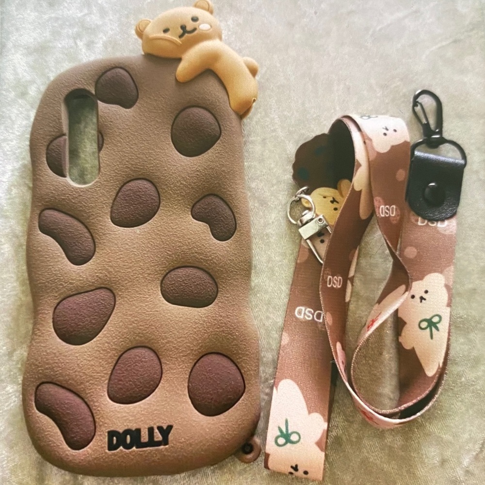 Dollcake Tan and Brown Bear Phone Case with Lanyard